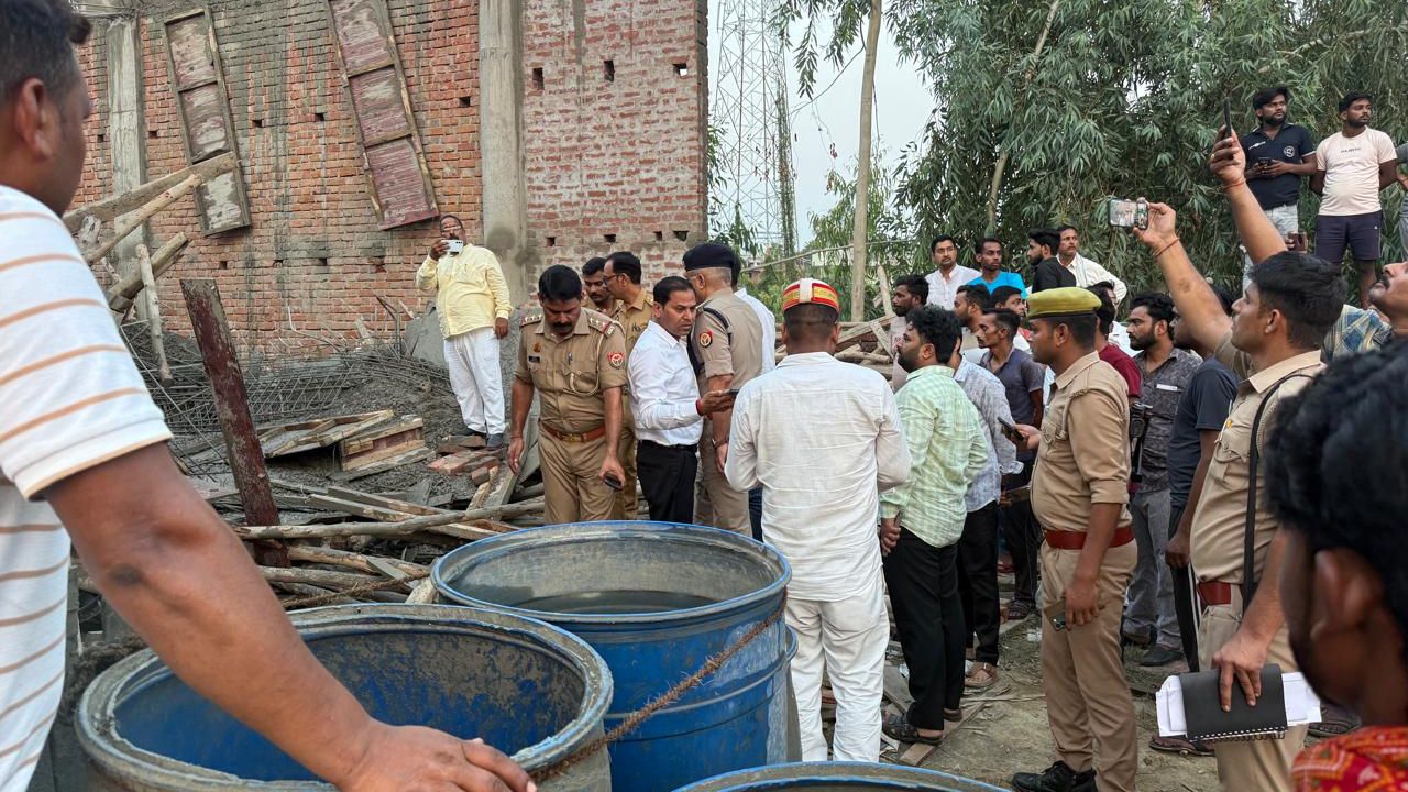 बाराबंकी में निर्माणाधीन इमारत बनी मौत का जाल, एक की मौत, 8 मजदूर घायल