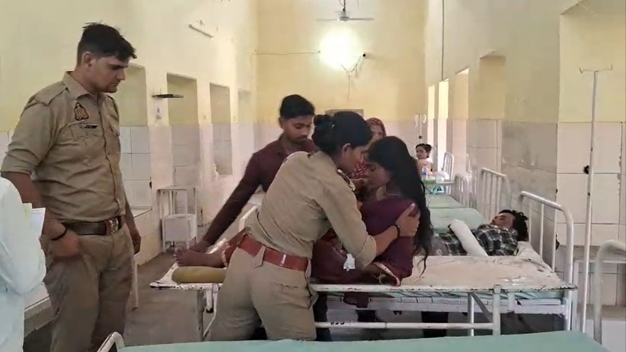 बदायूं में पुलिस भर्ती परीक्षा में बड़ा हादसा: छात्रा के सिर पर गिरा छत का मलबा, अधूरा रह गया सपना