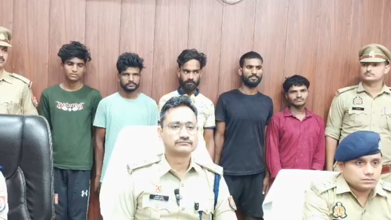 Chandauli: भीड़ में चुराते थे बाइक फिर बदल देते नंबर प्लेट, जानें कैसे हुआ अंतर्राज्यीय वाहन चोर गिरोह का भंडाफोड़