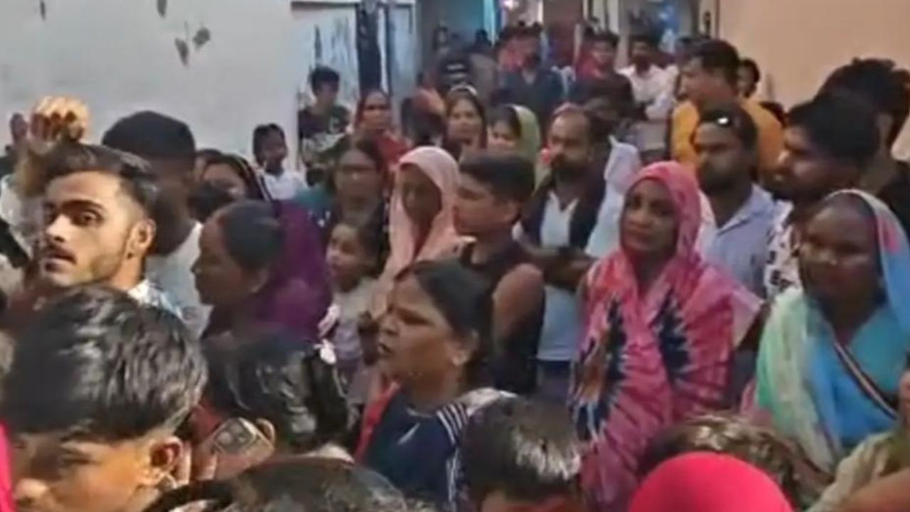 देवरिया : अश्लील वीडियो वायरल करने की धमकी का आरोप, किशोरी ने छोड़ा सुसाइड नोट