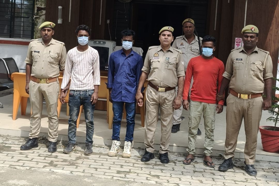 महराजगंज में वाहन चोर गिरोह का भंडाफोड़, नेपाल कनेक्शन ने पुलिस को चौंकाया