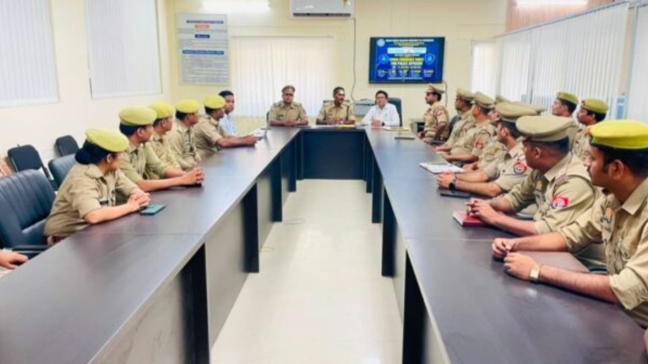 साइबर अपराधियों की अब खैर नहीं, पुलिस अधिकारी ले रहे हैं ये खास ट्रेनिंग