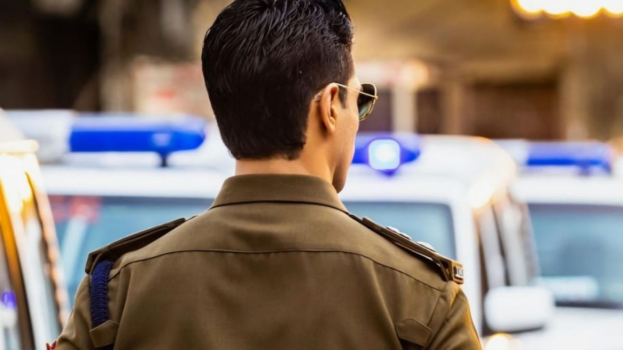 हिसार में बीच सड़क खड़ी की गाड़ी, विरोध पर महिला को जड़ा थप्पड़; फिर बिहार की बेटी ने चप्पलों से सिखाया सबक