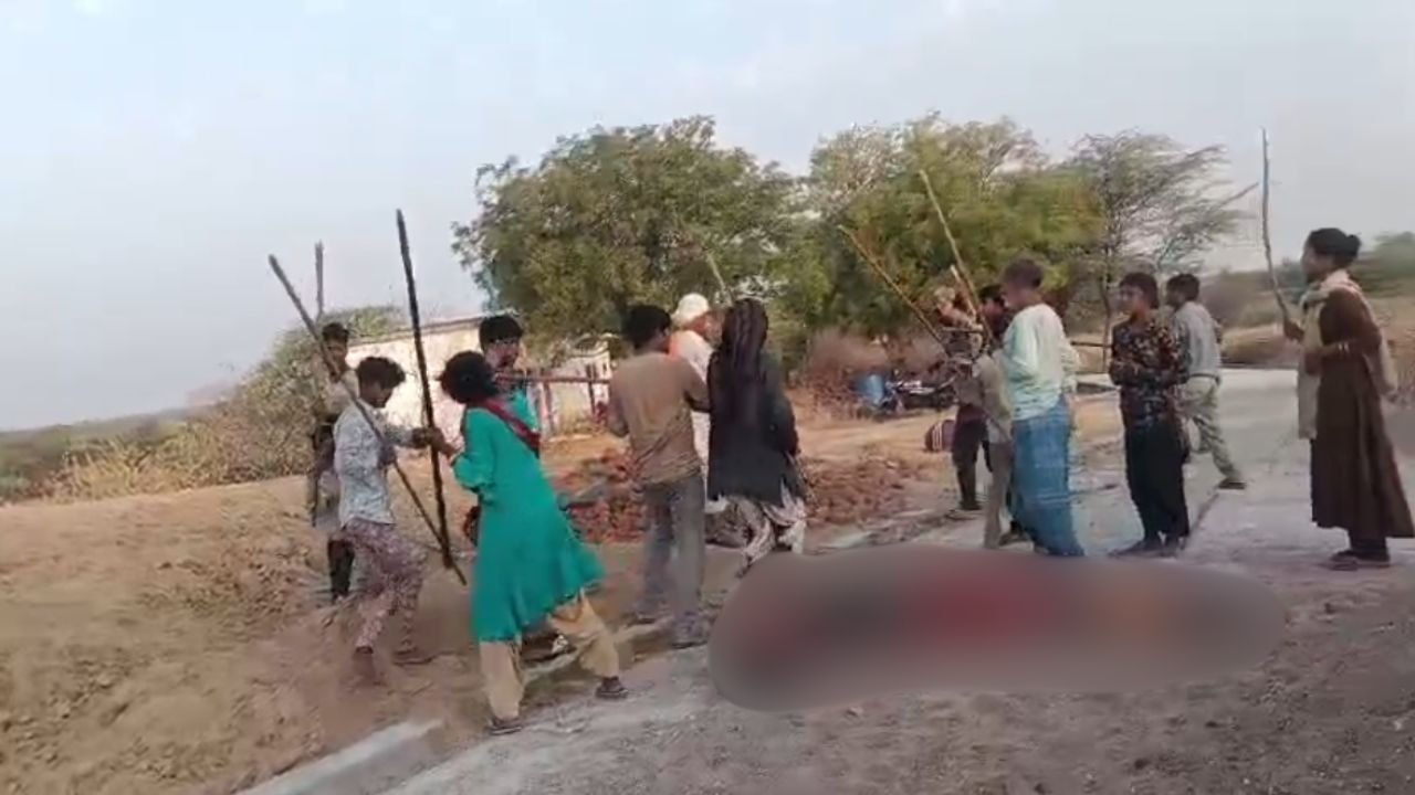 Jhansi: जमीन की जंग में बही खून की धार! लाठियों की गूंज से कांपा गांव, 7 लोग घायल
