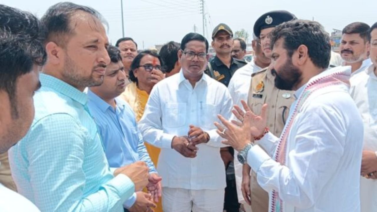आखिर क्यों चर्चा में है बलिया पुल घाट? जानिए क्या हुआ महराजगंज में