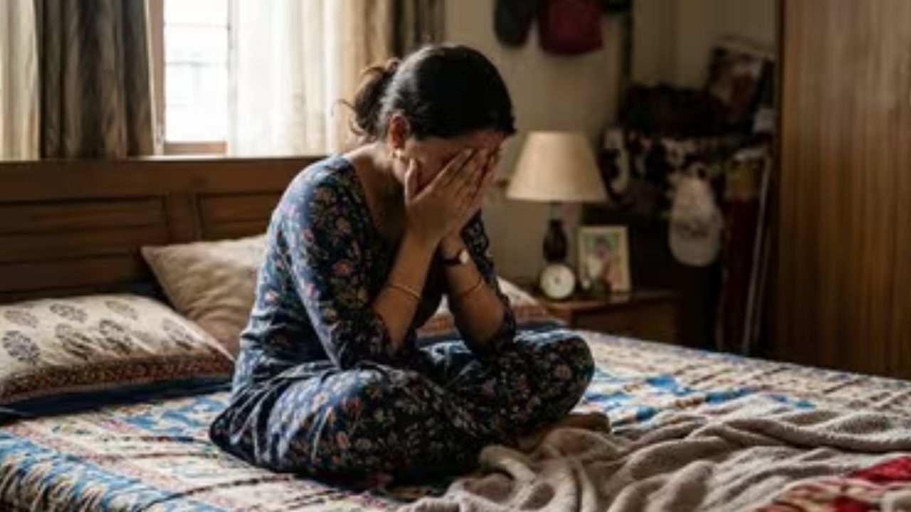 गाजियाबाद में पति की मौत के बाद जेठ बना हैवान, दुष्कर्म कर महिला और बेटियों को निकाला सड़क पर