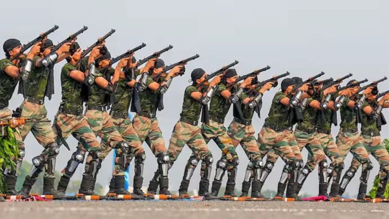 अग्निवीर बनने का सपना होगा सच! फेज-2 CEE रिजल्ट आउट, वेबसाइट क्रैश होने से पहले ऐसे डाउनलोड करें PDF