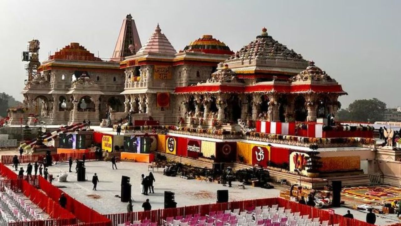 Ayodhya Ram Mandir: अयोध्या राम मंदिर में चढ़ावे की चोरी से हड़कंप, सीक्रेट रिपोर्ट के 20 बड़े खुलासे उड़ा देंगे आपके होश