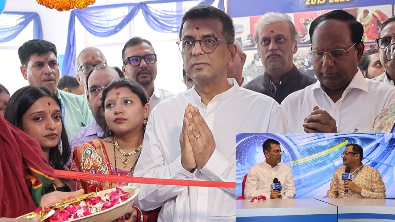 पूर्व CJI डीवाई चंद्रचूड़ ने किया डाइनामाइट न्यूज़ में समृद्धि स्टूडियो का उद्घाटन, जानें इस मौके पर Gen-Z पत्रकारों से क्या कहा?