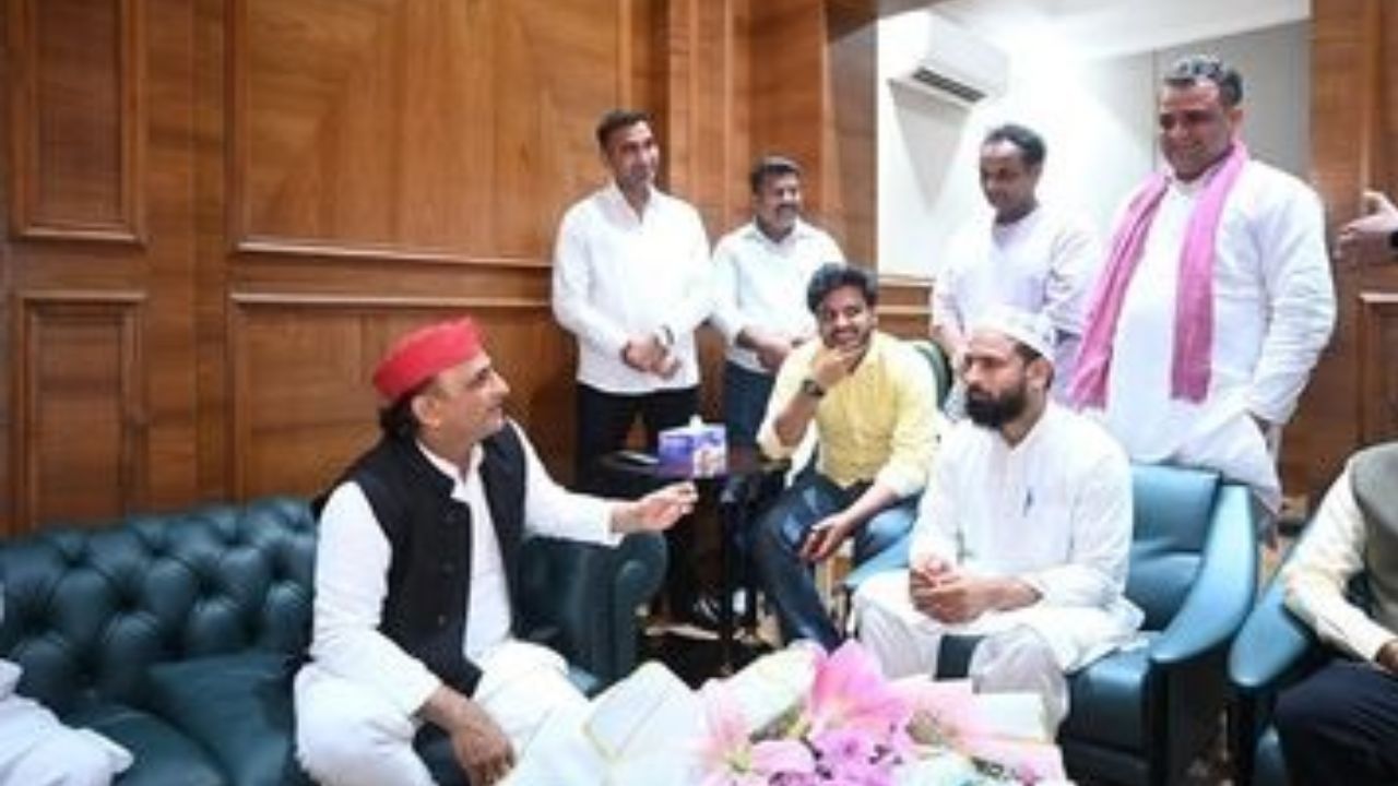 CJP छात्र आंदोलन के फूड वॉलंटियर जुनैद मलिक की याचिका पर कब सुनवाई? अखिलेश यादव के सामने रखा मुद्दा