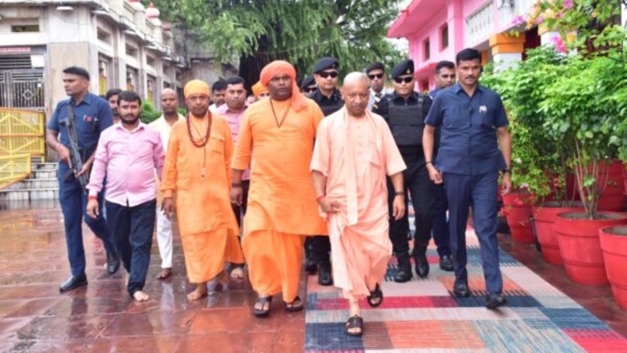 शक्तिपीठ में दर्शन, गौशाला में सेवा; जानिए मुख्यमंत्री योगी आदित्यनाथ के दो दिवसीय दौरे का पूरा शेड्यूल