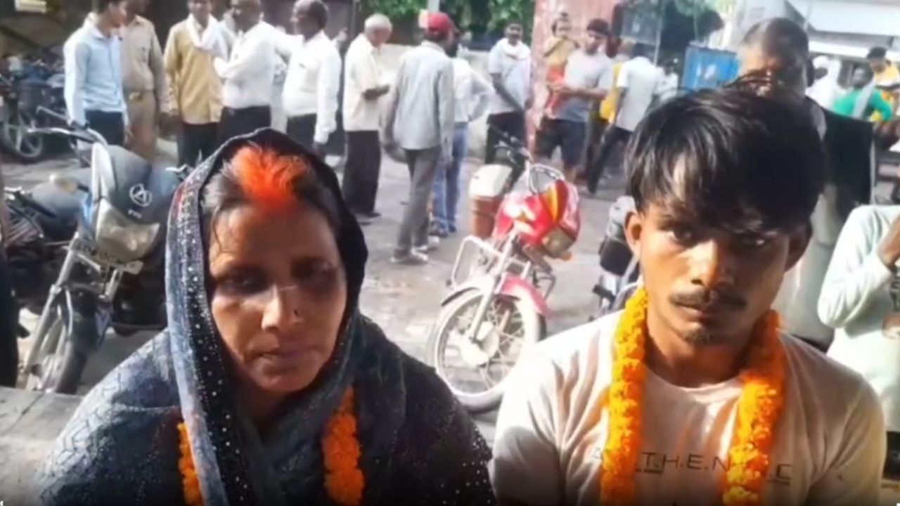 पति खड़ा देखता रहा, पत्नी ने प्रेमी के गले में डाल दी वरमाला… फिर जो हुआ उसने सबको चौंका दिया