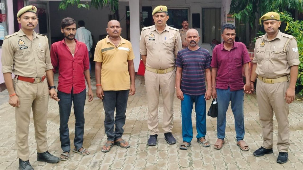 Mirzapur: विंध्याचल पुलिस के जाल में फंसे 4 बड़े तस्कर, ₹20 लाख की हेरोइन जब्त होने के बाद महकमे में क्यों मची खलबली?