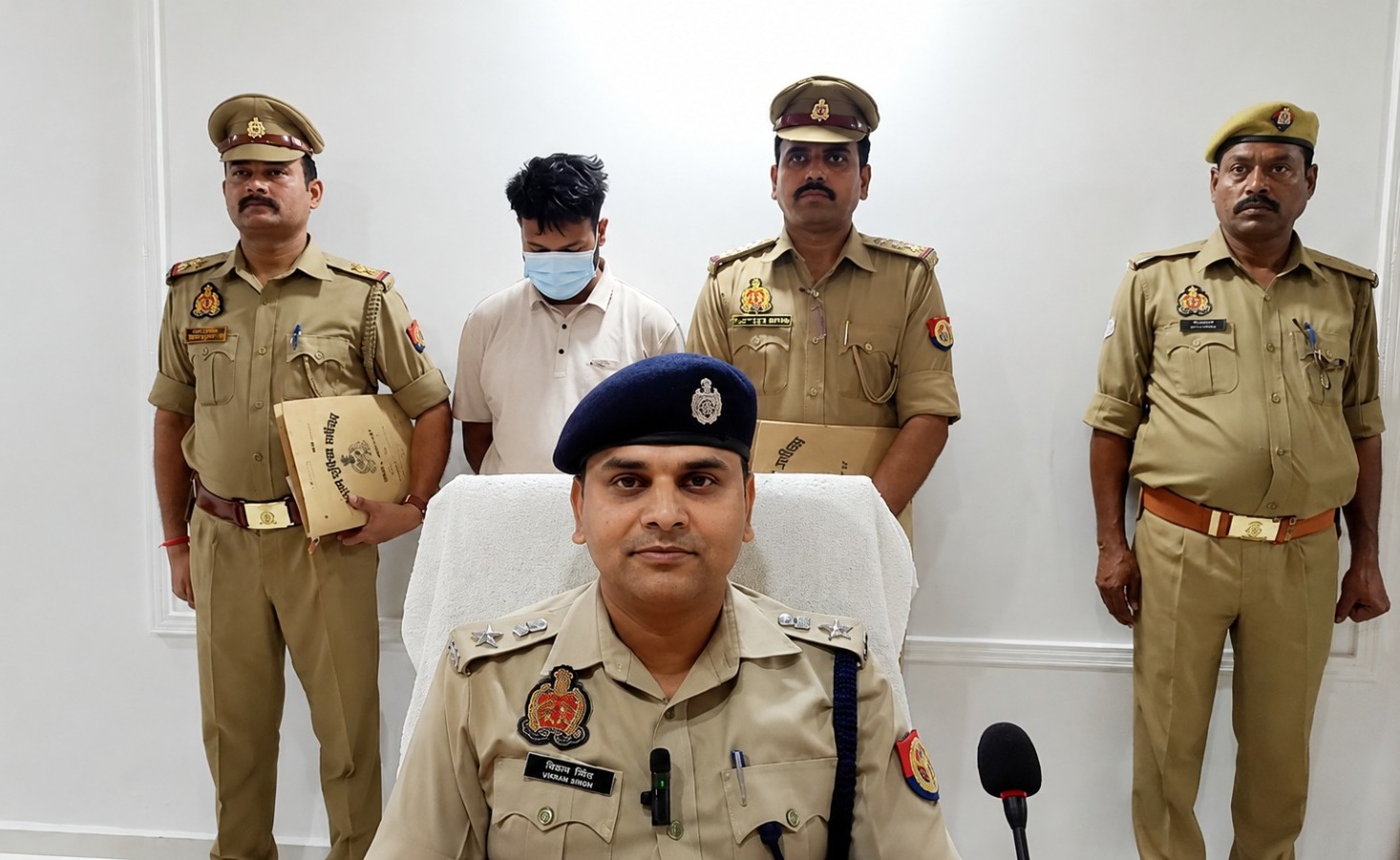 सरकारी नौकरी का सपना दिखाया, फर्जी जॉइनिंग लेटर थमाया… फिर हुआ ऐसा खुलासा कि उड़ गए होश!