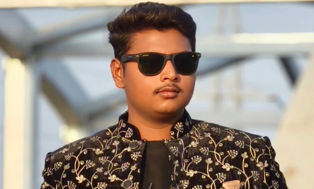 घर पहुंचने से पहले ही खत्म हो गया सफर! 19 वर्षीय युवक की दर्दनाक मौत, टक्कर मारकर फरार हुई रहस्यमयी बस