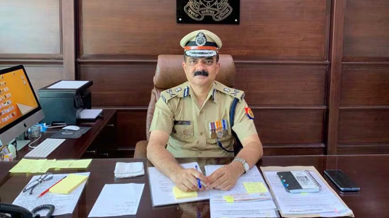 पिता थे नामी IAS और खुद बने UP के तेजतर्रार IPS; जानें इतिहास के छात्र रहे सुजीत पांडेय की पढ़ाई और सफर की इनसाइड स्टोरी