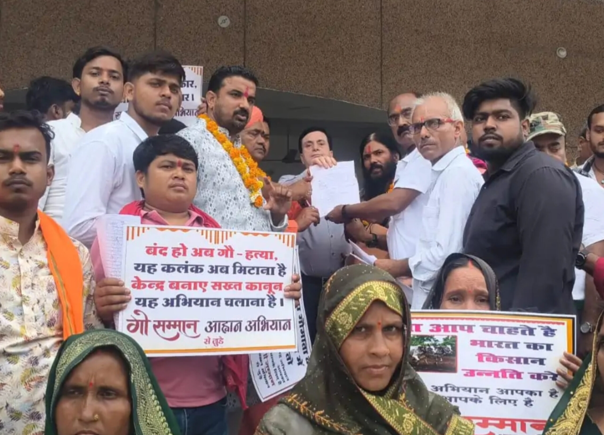 गोवंश को लेकर बलरामपुर से उठी ऐसी मांग, अब सबकी नजर सरकार के अगले फैसले पर