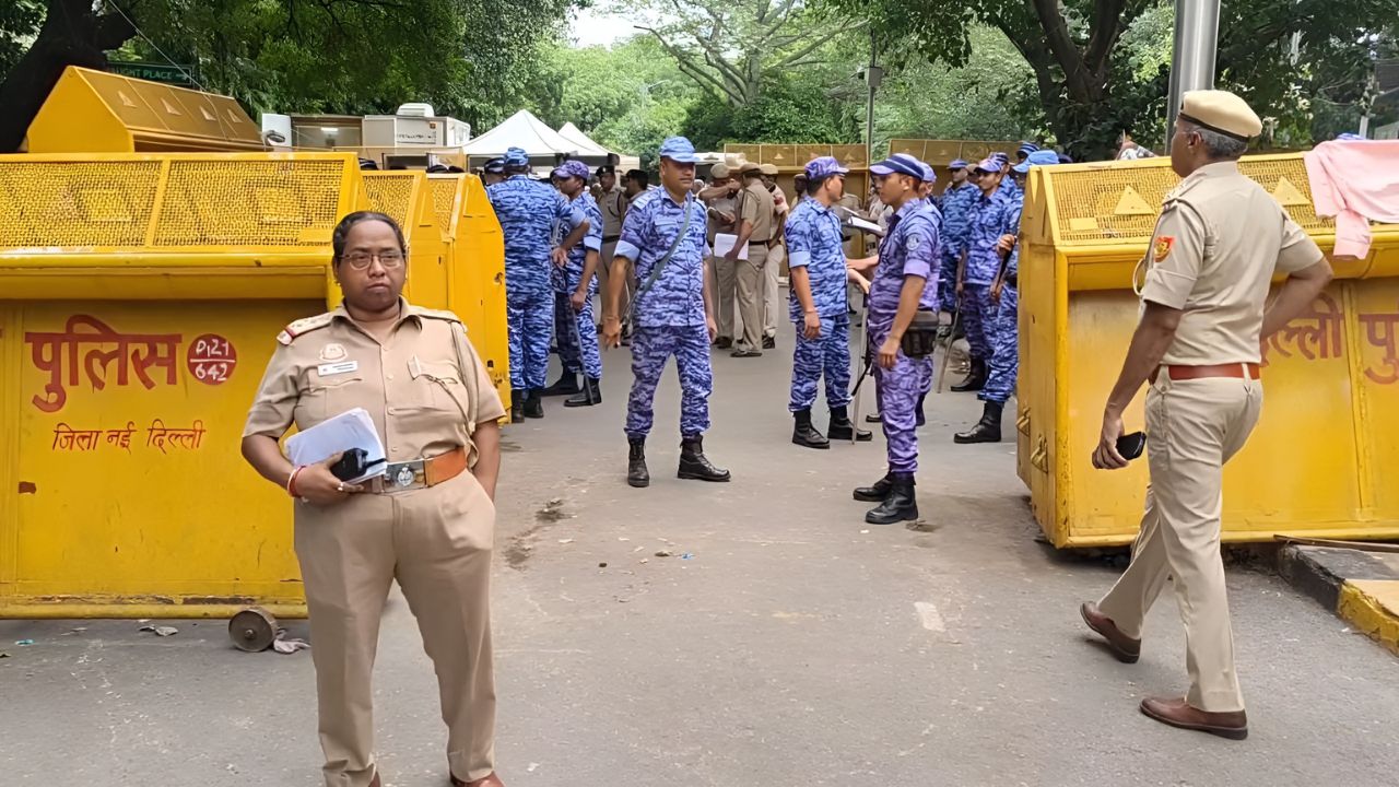 संसद मानसून सत्र से ठीक पहले प्रशासन ने जंतर-मंतर को शाम तक खाली कराने का दिया निर्देश; आखिर क्यों?
