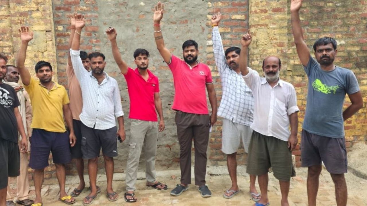 लाइसेंस सरकारी, रेट मनमर्जी का, बदायूं के रिजोला में ठेकेदार की दबंगई पर फूटा ग्रामीणों का गुस्सा