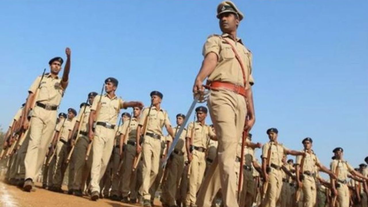 खाकी वर्दी पहनने का सपना होगा पूरा, जानिए MP Police में कॉन्स्टेबल और SI समेत 9,662 पदों पर भर्ती से जुड़ी हर अपडेट