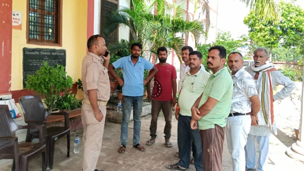 Maharajganj News