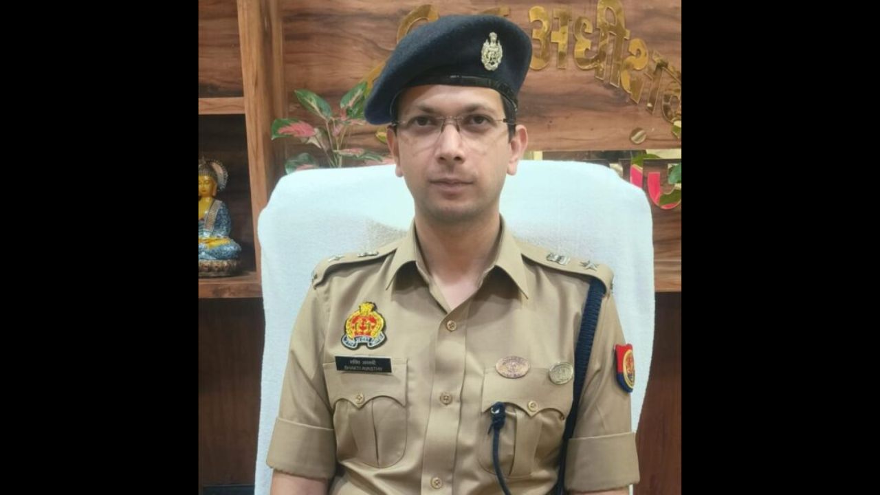 कप्तान की ‘शक्ति’ और टीम का दम: सीएम डैशबोर्ड पर चमकी महराजगंज पुलिस, मिला A+ रैंकिंग का इनाम
