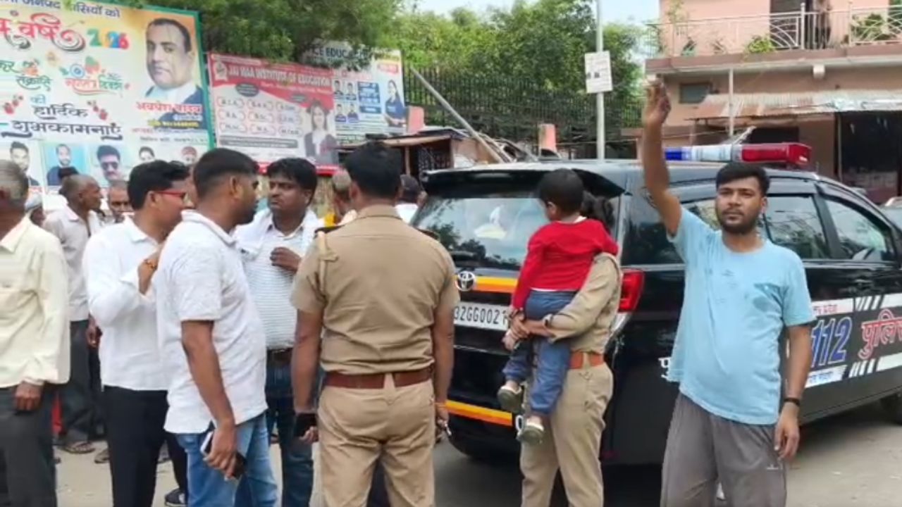 तलाक हुआ, 2 लाख मिले… कोर्ट से निकलते ही मचा बवाल, महिला ने पूर्व पति-ससुर पर लगाया लूट का आरोप