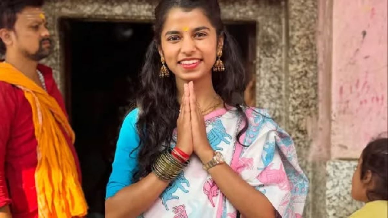 ‘अलीनगर में रहने लायक नहीं छोड़ूंगी…’ विधायक मैथिली ठाकुर की गुंडागर्दी? सोशल मीडिया पर लीक हुई बातचीत!
