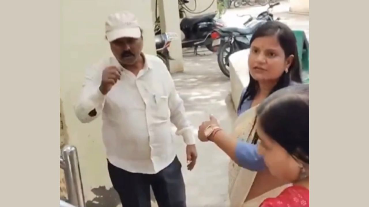 “किस बात की तनख्वाह ले रहे हैं?” फिरोजाबाद मेयर के सवाल पर सफाईकर्मियों ने खोली पोल
