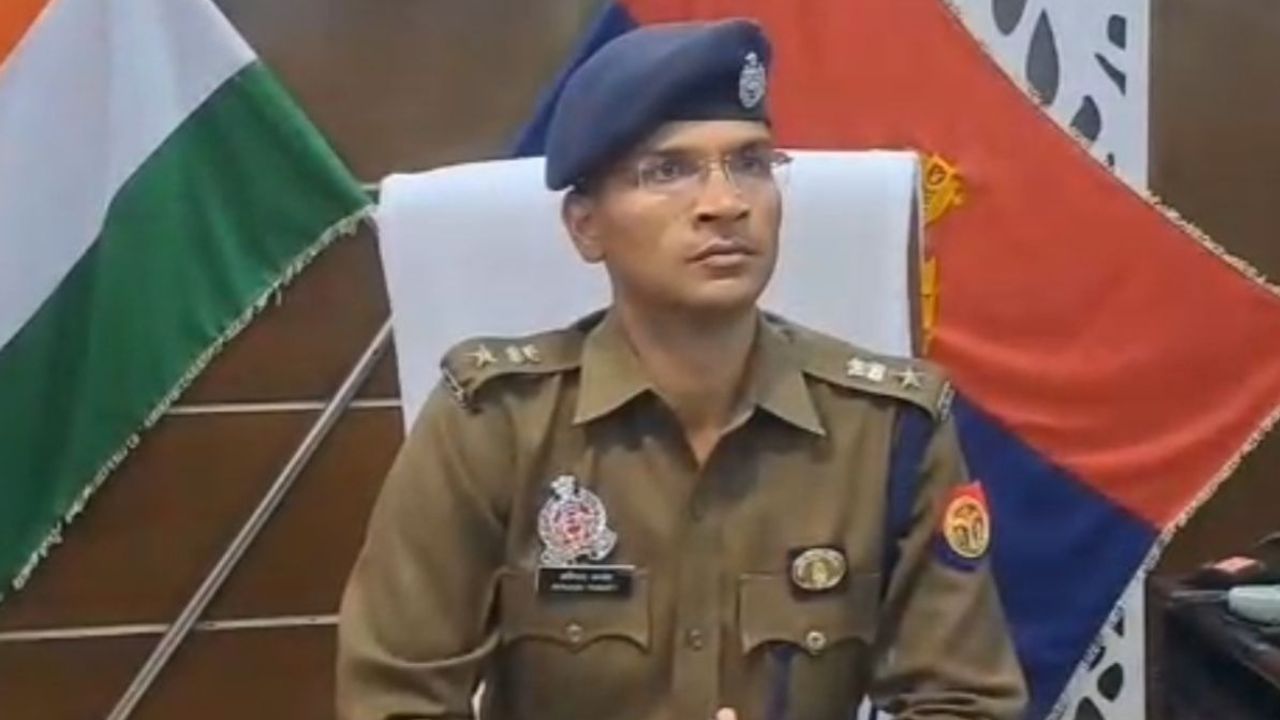 मेरठ ललिता हत्याकांड: थप्पड़बाज एसएसपी अविनाश पांडेय को मिली धमकी, IPS के घर वाले भी खतरे में