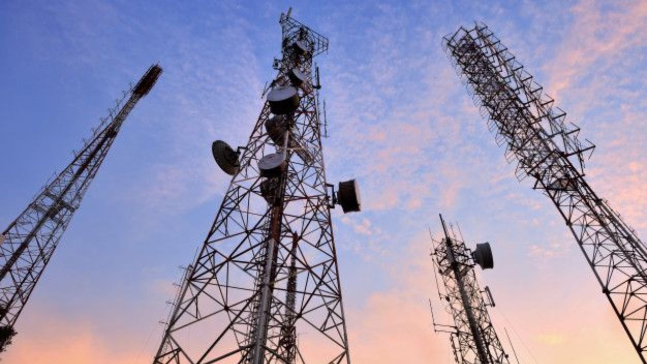 संभल जाएं! टावर एग्रीमेंट और फर्जी NOC के चक्कर में खाली हो रहे यूपी वालों के बैंक अकाउंट; जानें इससे बचने के तरीके