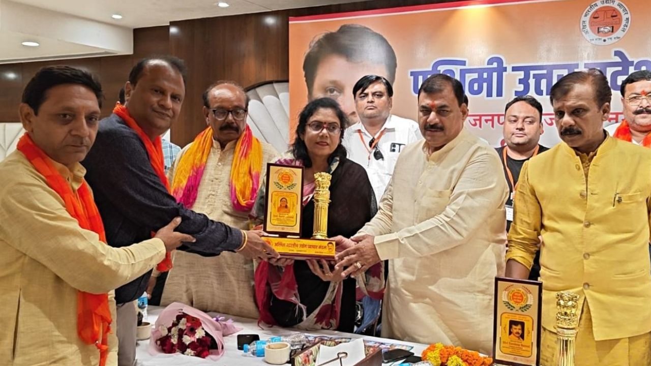 मुजफ्फरनगर में गरजे व्यापारी: संदीप बंसल बोले- सेना अगर सरहद तो हम हैं अर्थव्यवस्था के असली प्रहरी