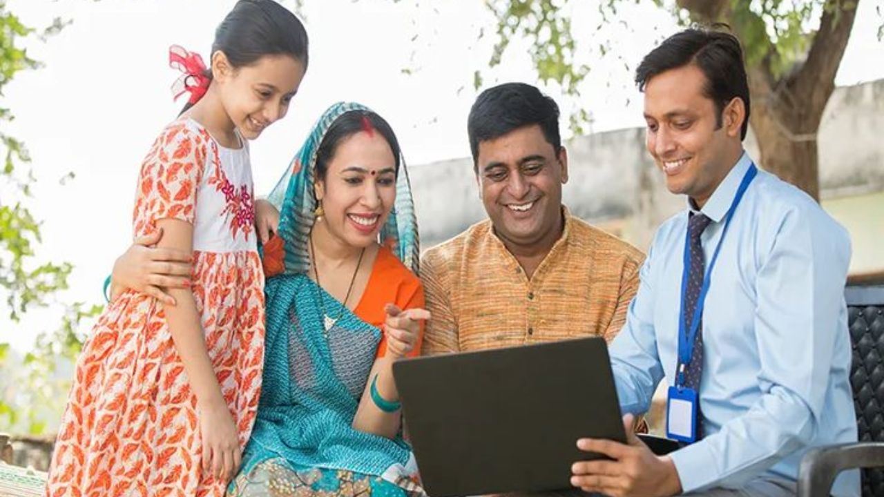 फ्री गैस कनेक्शन पाने का सुनहरा मौका! फोन से 2 मिनट में ऐसे भरें PM Ujjwala Yojana 3.0 का फॉर्म, देखें जरूरी डॉक्यूमेंट्स की लिस्ट