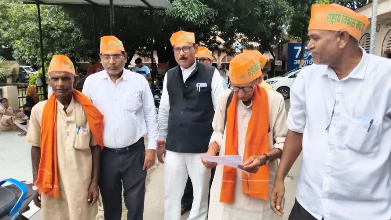 जब तक पूर्वांचल राज्य नहीं, तब तक…; देवरिया से उठी अलग राज्य की मांग, जंतर-मंतर पर गूंजेगी आवाज