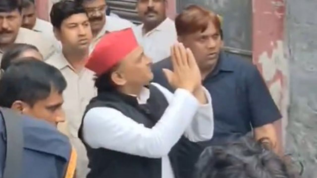 Akhilesh Yadav: धर्मेंद्र प्रधान के इस्तीफे पर सपा प्रमुख अखिलेश यादव का बयान आया सामने, जानिए क्या कहा