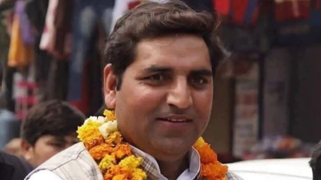 DN Exclusive: मायावती ने वेस्ट यूपी में खेला बड़ा दांव, सतवीर सिंह नागर को सौंपी ऐसी जिम्मेदारी, भाजपा के छूटेंगे पसीने!