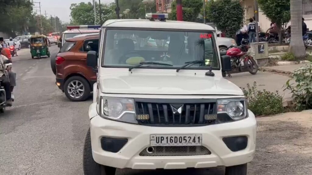 Sex racket Greater Noida 