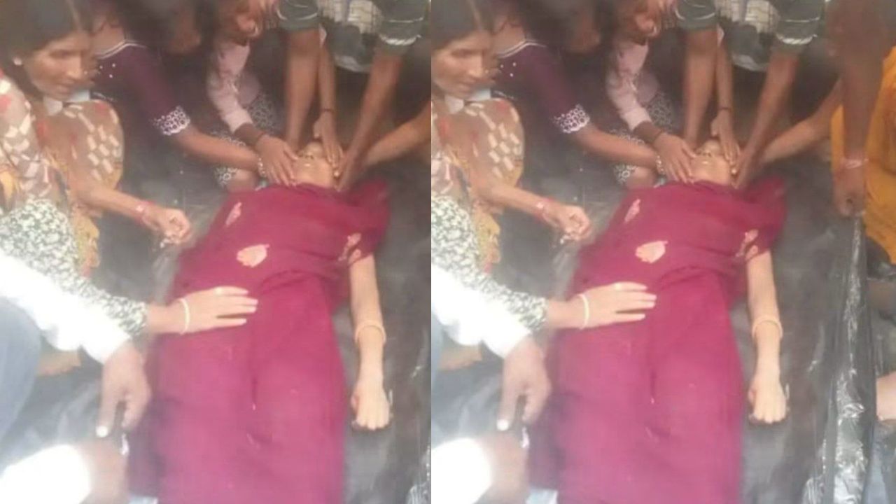 अब किसे ‘मां’ कहकर पुकारेंगे तीन मासूम, देवरिया में सर्प डंक ने उजाड़ा हंसता-खेलता परिवार