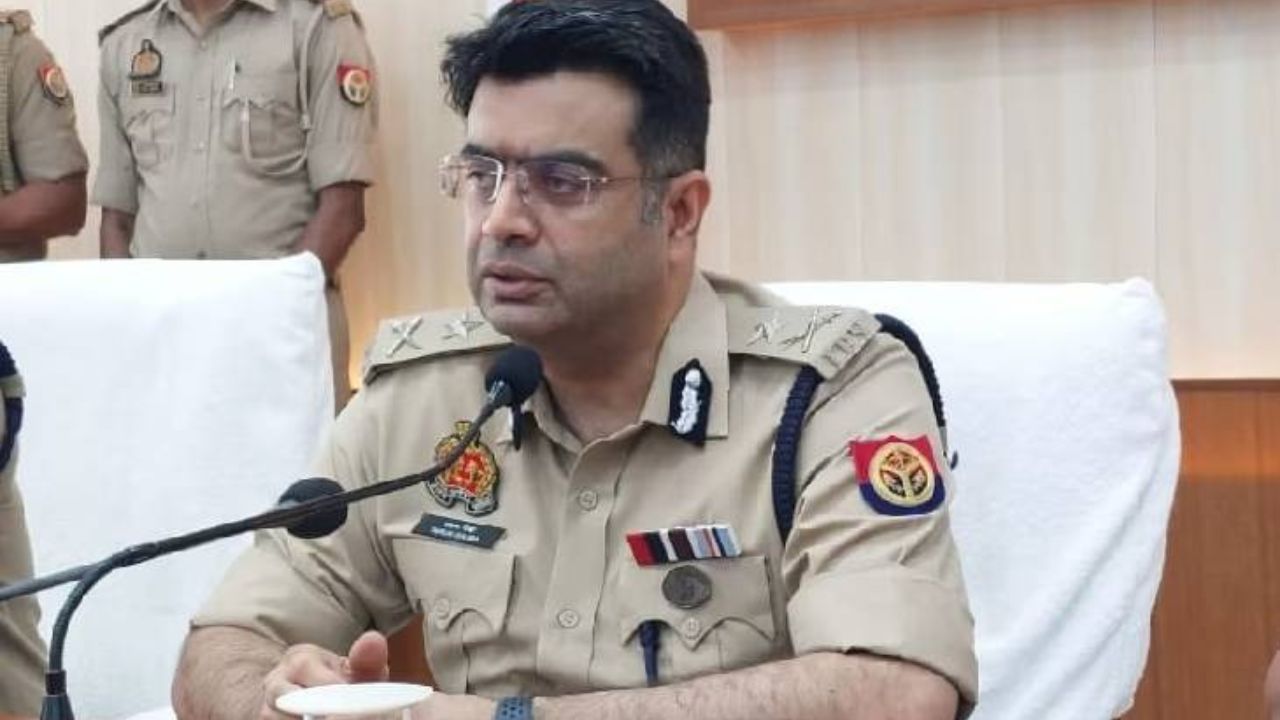 तरुण गाबा कौन हैं? जिनको बनाया लखनऊ का नया पुलिस कमिश्नर, अमेरिका में की पढ़ाई; एक क्लिक में पढ़ें पूरा इतिहास