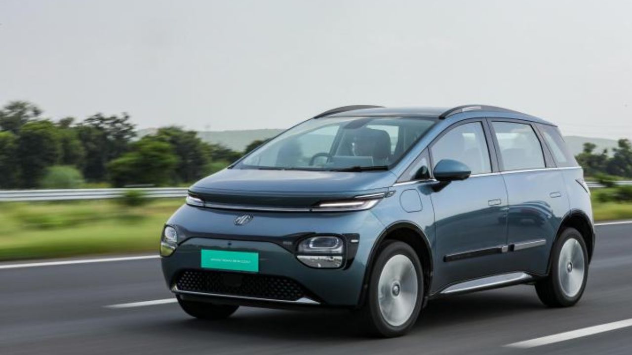 Tata Sierra Vs MG Windsor: कम बजट में ज्यादा रेंज वाली कौन सी इलेक्ट्रिक कार है बेस्ट डील?
