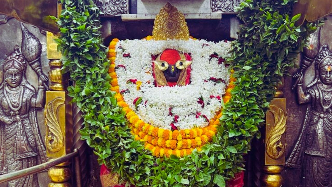 विंध्यवासिनी धाम में नई व्यवस्था लागू, गर्भगृह में फोटोग्राफी-वीडियोग्राफी बंद, प्रशासन ने जारी किए सख्त निर्देश