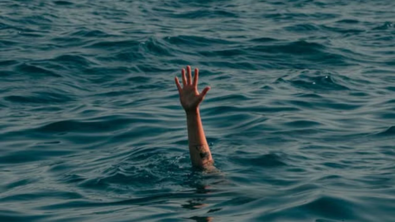 तैरकर पार कर रहा था नदी, फिर जो हुआ… जानिए देवरिया में श्रमिक की जल-समाधि का पूरा सच
