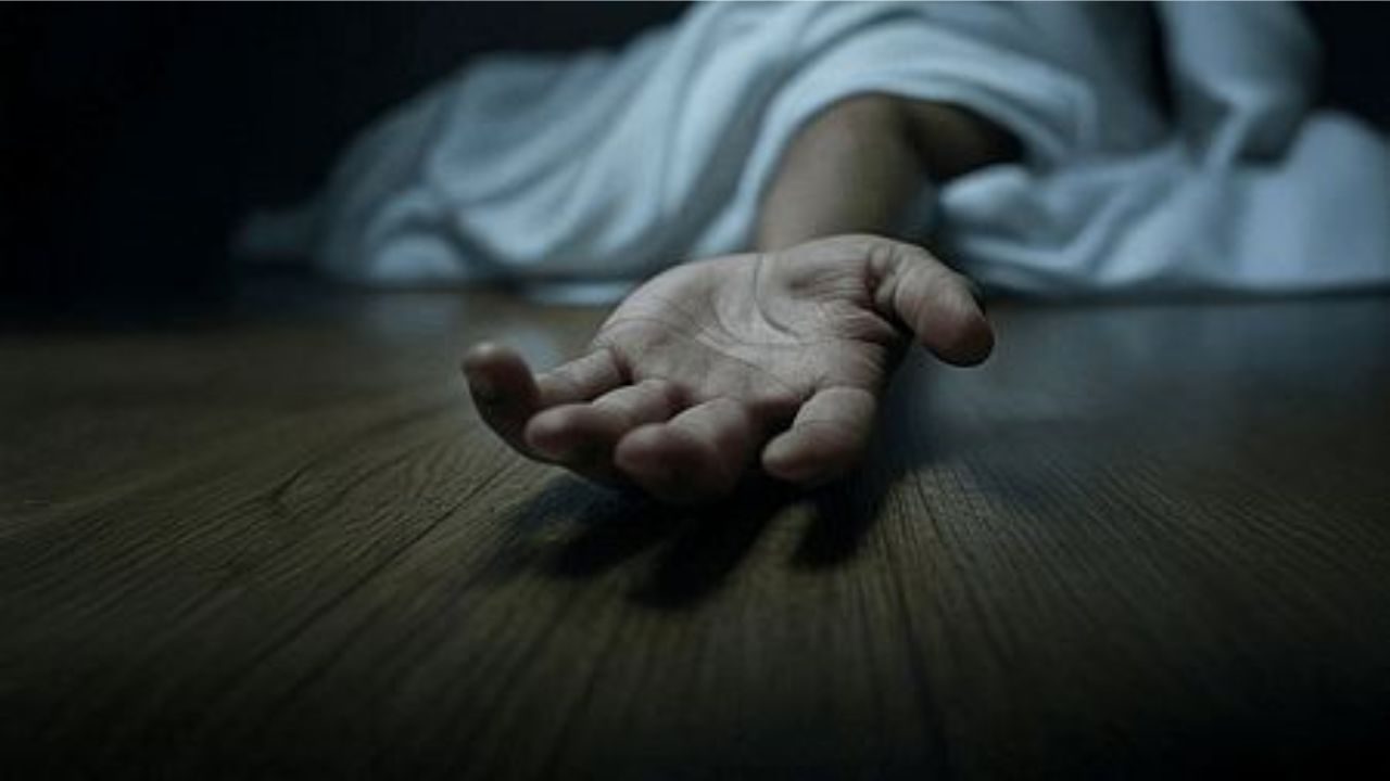 परिवार का सहारा था सूरज, घर के बाहर लाश मिलने से सनसनी; जांच में जुटी सदर कोतवाली पुलिस