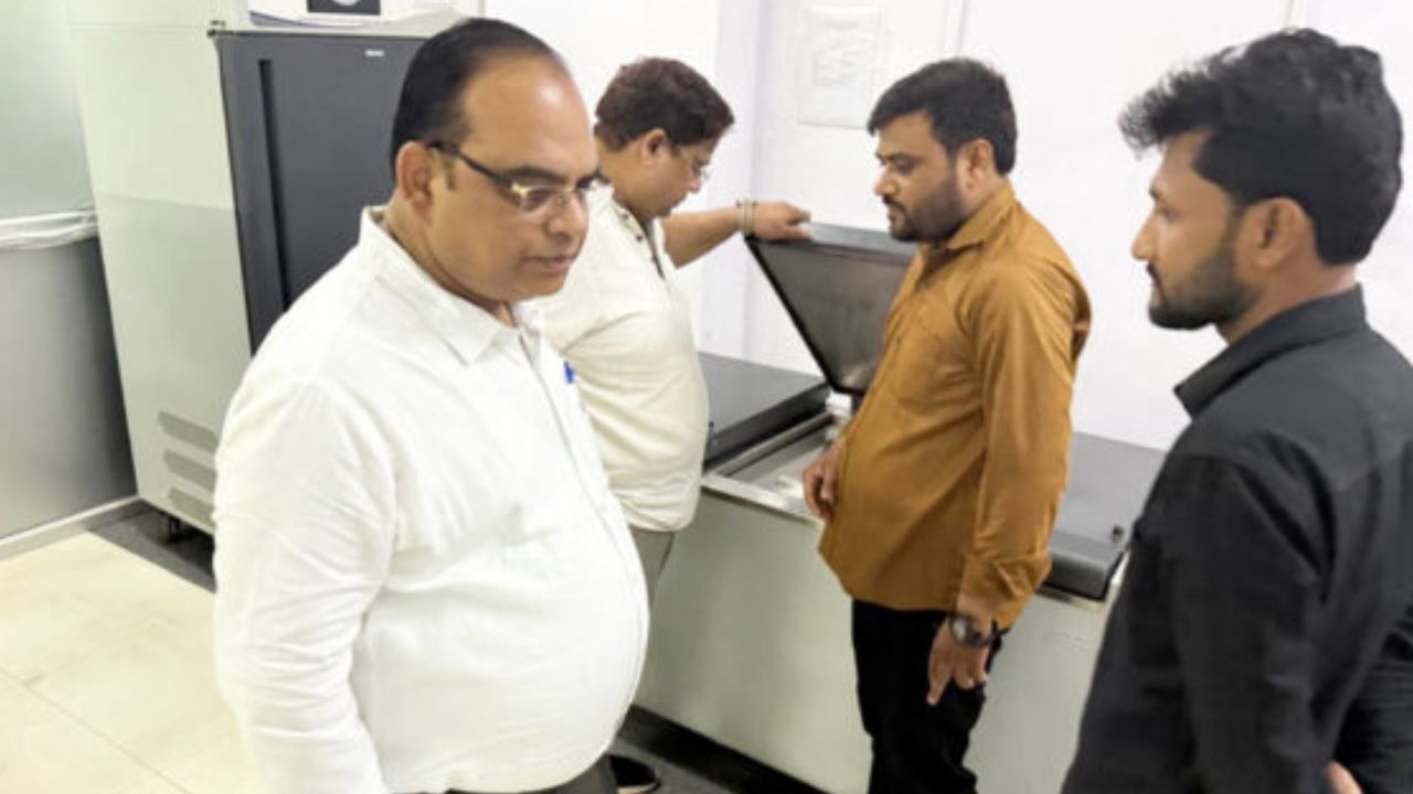 अब बचना मुश्किल! अवैध ब्लड सिंडिकेट पर प्रशासन का सबसे बड़ा शिकंजा, जांच में हुए कई चौंकाने वाले खुलासे