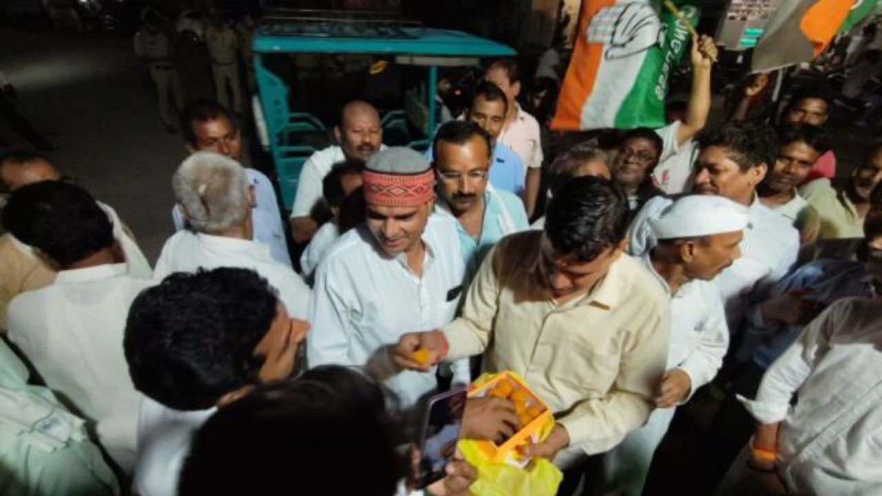 युवाओं के आंदोलन का असर या सियासी दबाव? कांग्रेस ने बताई असली वजह