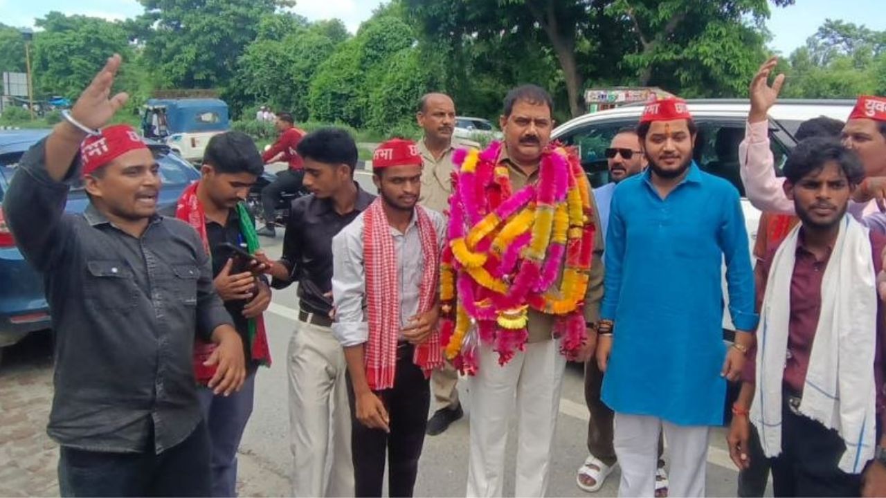 हमारी आवाज दबाई नहीं जा सकती! जौहर यूनिवर्सिटी पर कार्रवाई के विरोध में छात्रों का बड़ा कदम, बहेड़ी में शुरू हुआ हस्ताक्षर अभियान