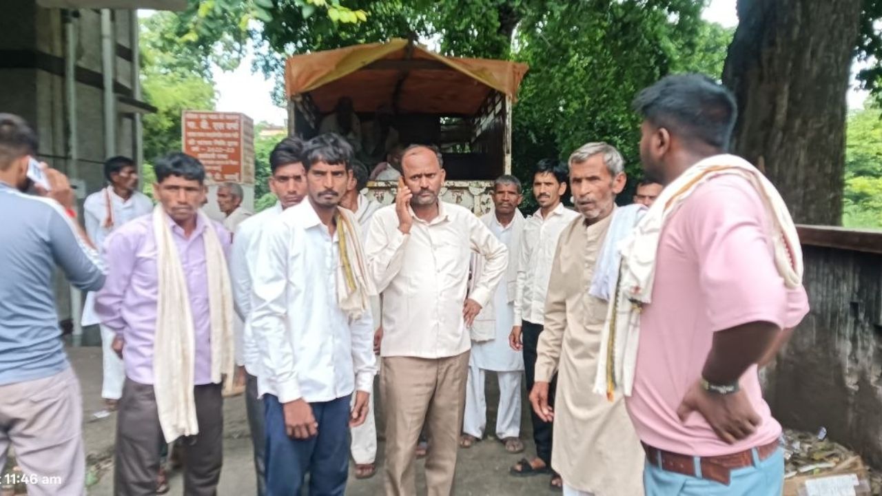 Budaun Farmer Death: रातभर खेत से नहीं लौटा किसान… सुबह ट्यूबवेल पर मिला ऐसा मंजर, परिवार के उड़ गए होश