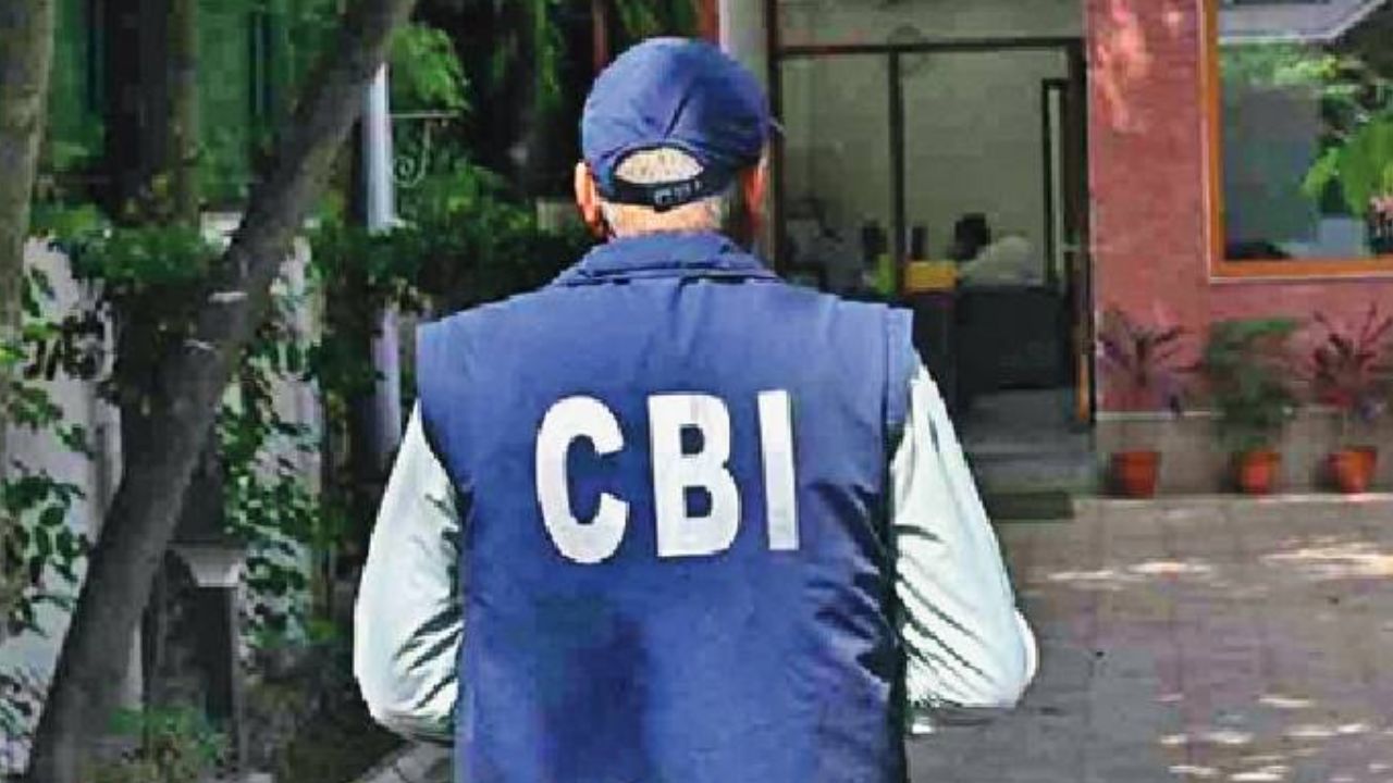 डिजिटल अरेस्ट कर करोड़ों की ठगी के पीछे कौन? सात ठिकानों पर CBI की दबिश