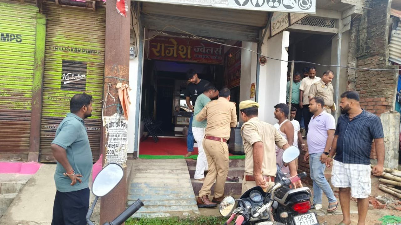 महराजगंज पुलिस पर आरोप और फिर फेसबुक लाइव… व्यापारी के कदम से सनसनी