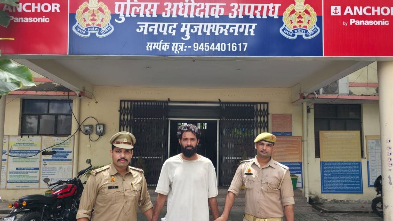 60 लाख का चेक रास्ते में गायब… फिर सामने आया ऐसा खेल कि मुजफ्फरनगर पुलिस भी रह गई हैरान!